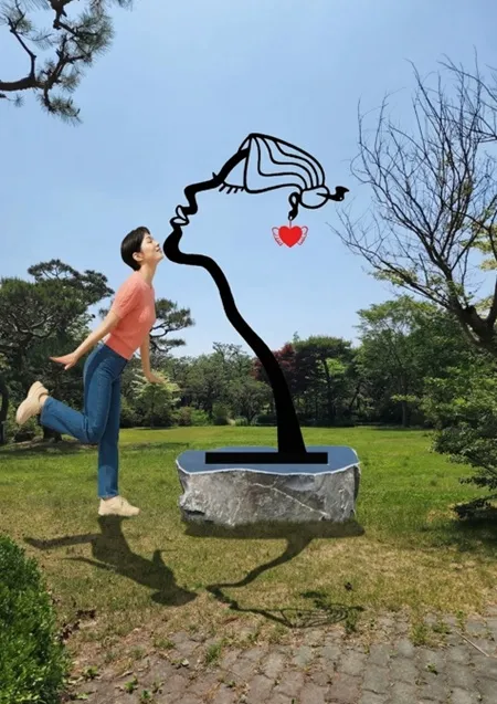 어머니 사랑 — 디테일 1 (2 / 3)